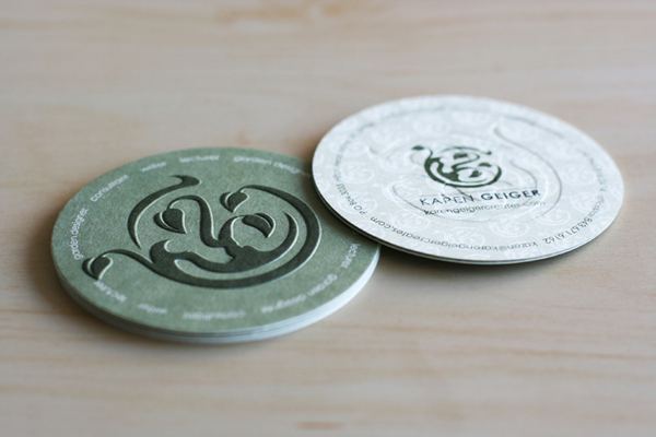 http://www.criatives.com.br/wp-content/uploads/2011/10/business_card_design_11.jpg