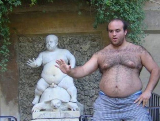 pessoas-que-sabem-tirar-fotos-com-estátuas-06-630x479