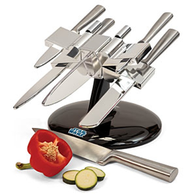 http-wp-prod-02.distractify.com-wp-content-uploads-2015-10-1f9c_star_wars_x_wing_kitchen_block