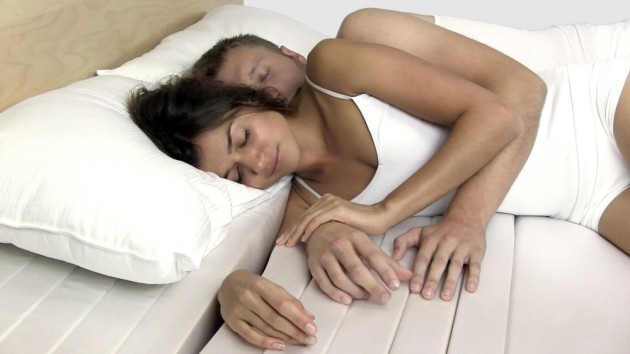 341305-1000-1450417888-2736210-R3L8T8D-1000-cuddle-mattress