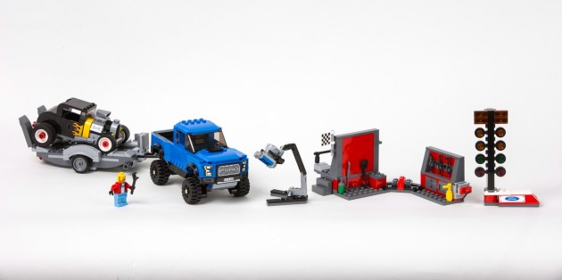 LEGO F-150 Raptor