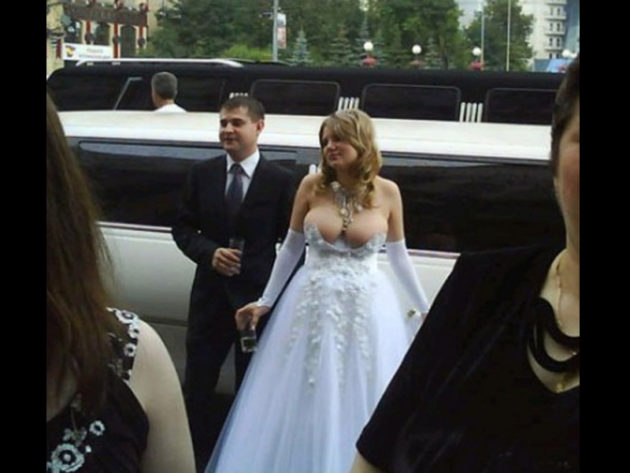 20 vestidos de noiva bizarros - de fugir!!! 18