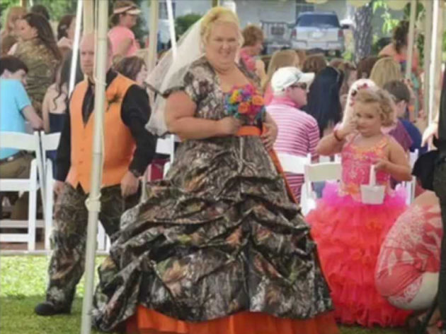 20 vestidos de noiva bizarros - de fugir!!! 13