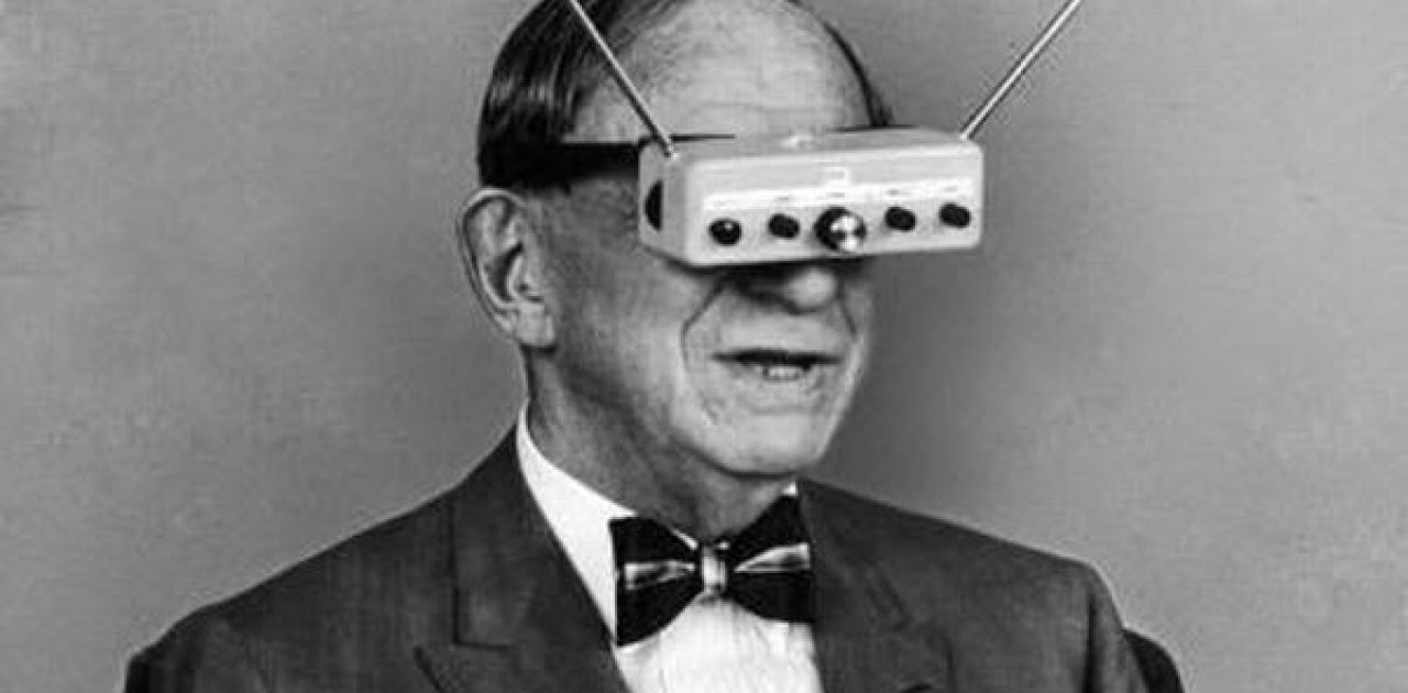 Óculos de televisão em 1963.
