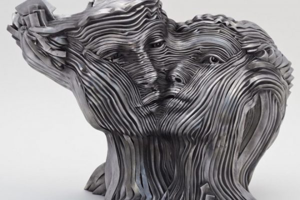4-couple-face-steel-scultpure-by-gil-bruvel.preview
