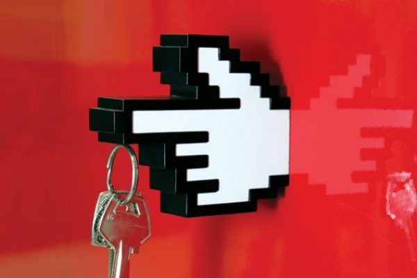 8-bit-key-holder-hanger-3_3