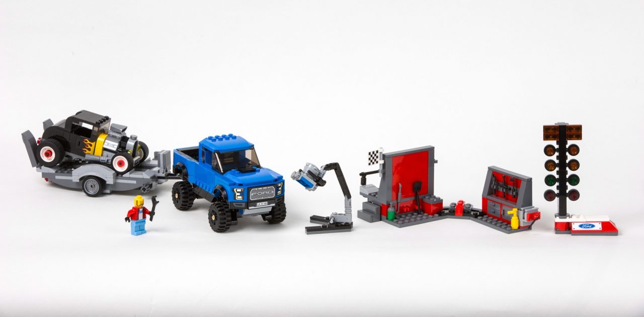 LEGO F-150 Raptor