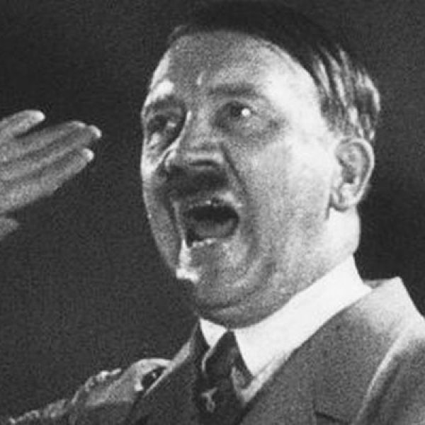 Hitler capa