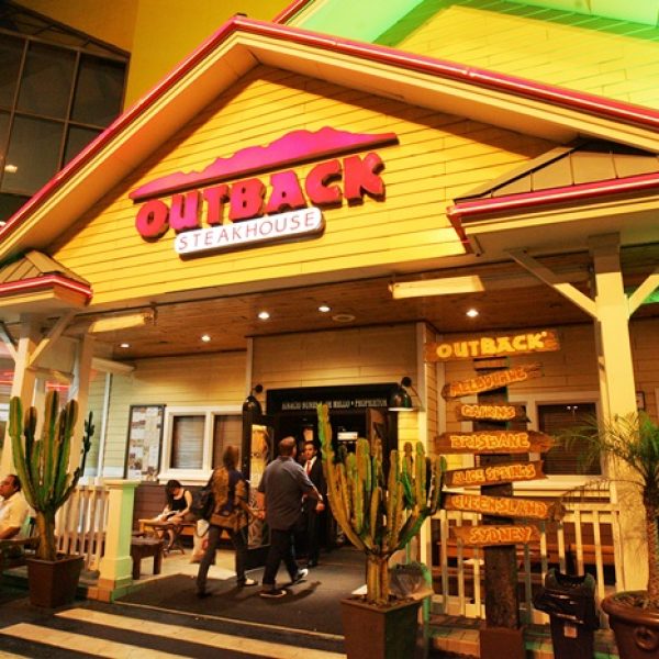 Ambiente Outback Steakhouse do Shopping Center Norte.