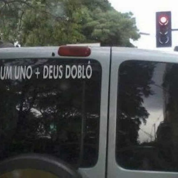 adesivos de carro capa