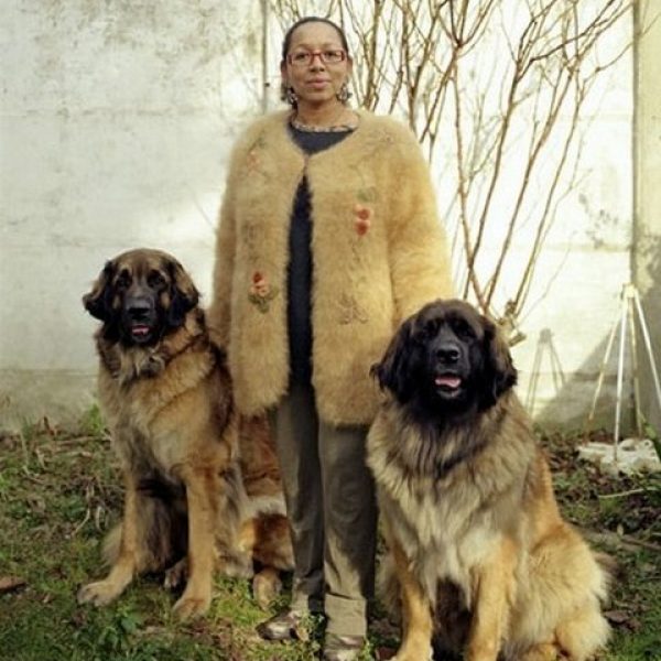 dogwool-photography-erwan-fichou-dog-owners-wearing-clothes-fur-of-their-dogs8