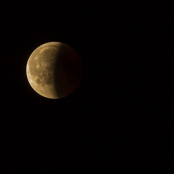 eclipses capa
