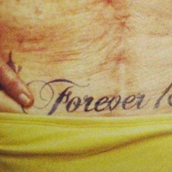idosos tatuados capa