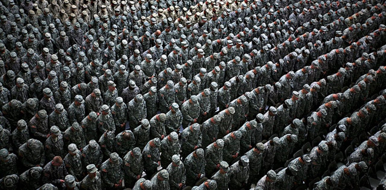 Mass reenlistment in Baghdad