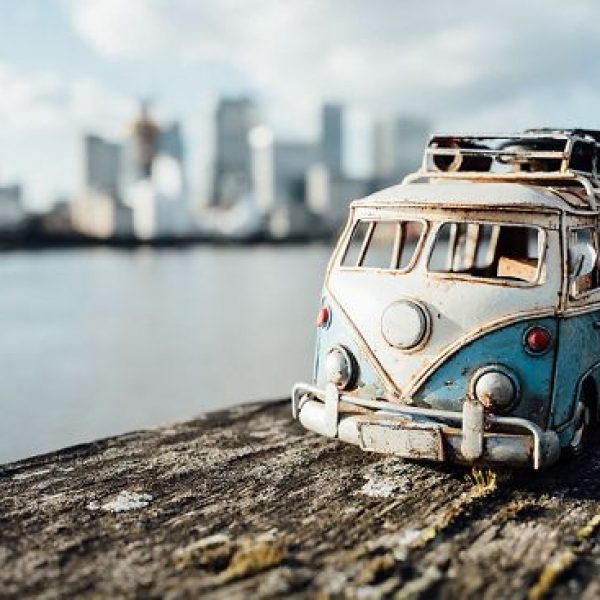 miniature-toy-car-photography-kim-leuenberger-fb1__700-png