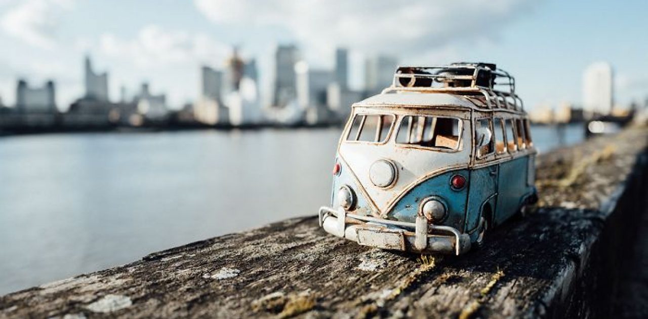 miniature-toy-car-photography-kim-leuenberger-fb1__700-png