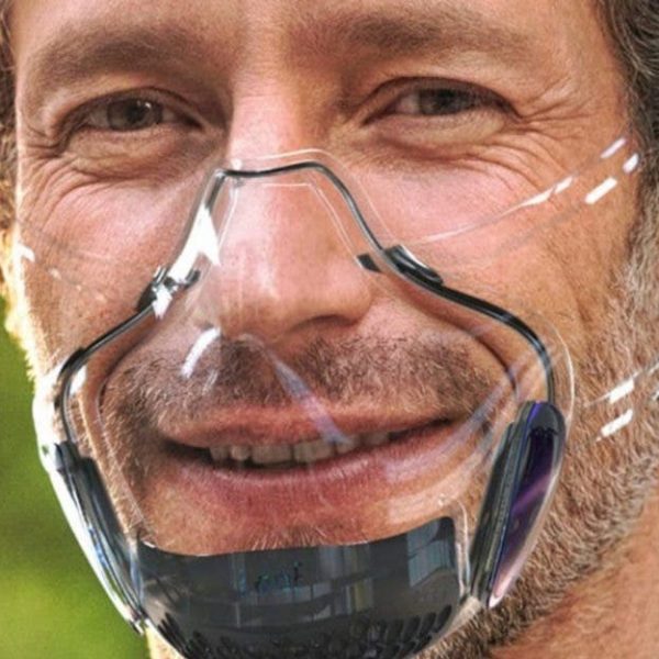 máscara transparente capa