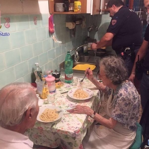policiais cozinharam 03